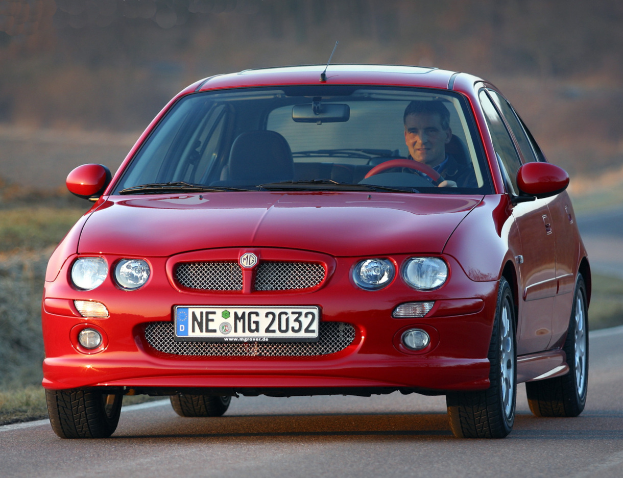 2001 ZR 160 5-Türer, Bild 01