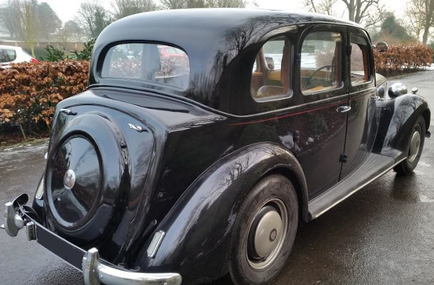 1948 ROVER P3 6-light Saloon