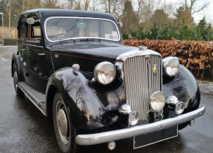 1948 P3 6-light Saloon