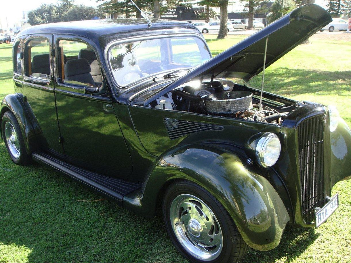 1948 ROVER P3 6-light Saloon